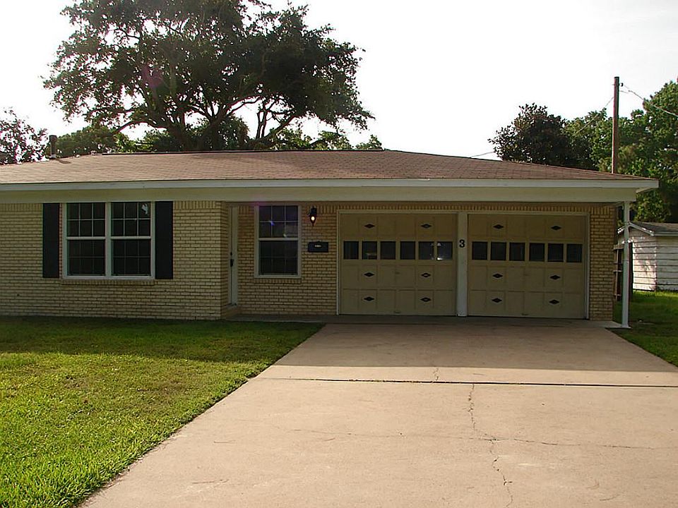 1st image of 3 Broadmoor Cir