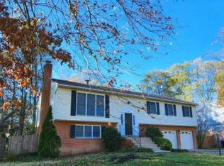 8230 Riverside Rd, Alexandria, VA 22308