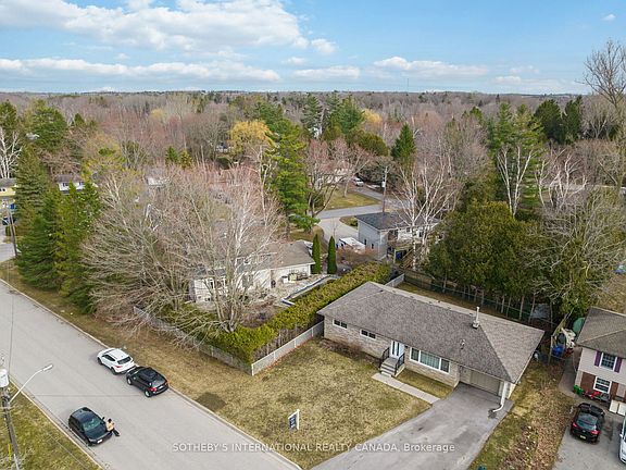 2nd image of 43 Northwood Rd