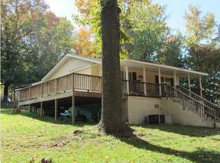 30 Thomas Dr, Chickamauga, GA 30707