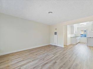 531 W Hyde Park Blvd APT 11, Inglewood, CA 90302
