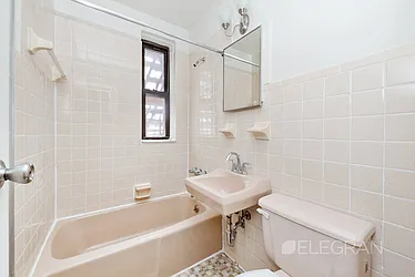 Rented by (Legacy) Elegran