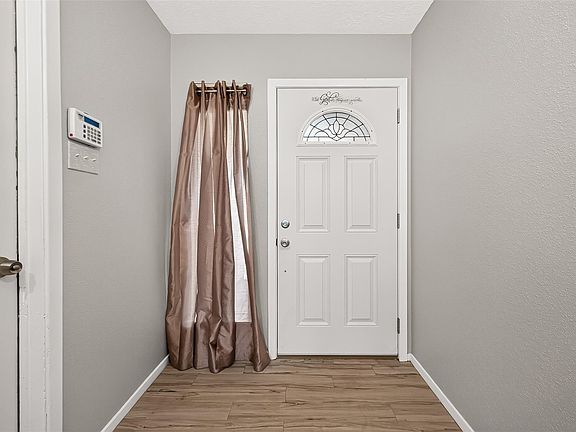 4th image of 2515 Quiver Ln