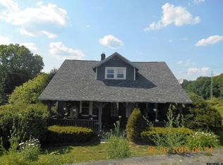 21 SE Hollow Rd, Berlin, NY 12022