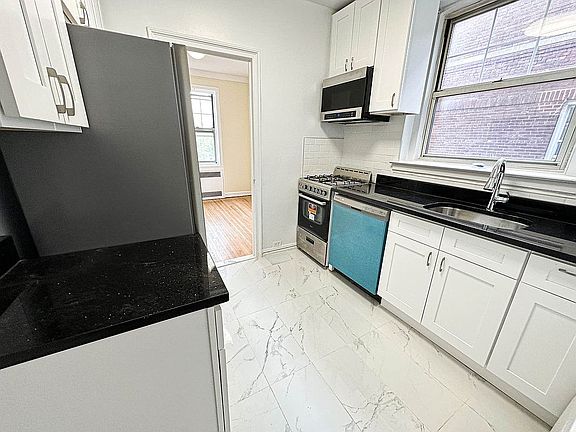 3rd image of 111-14 76th Ave #509