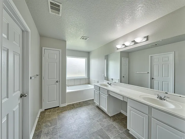 9935 Knob Hollow Way — Photo 18