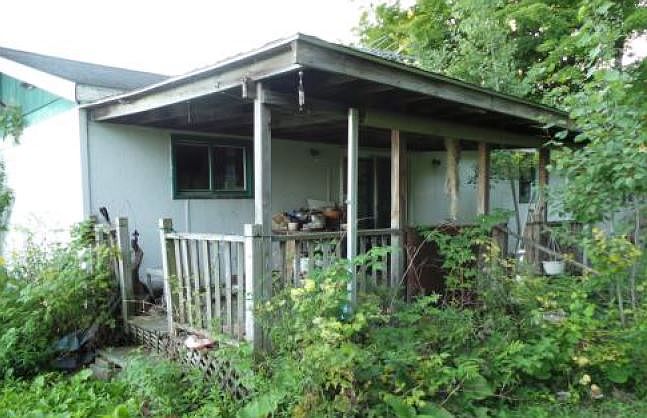 2nd image of 682 76th Rd