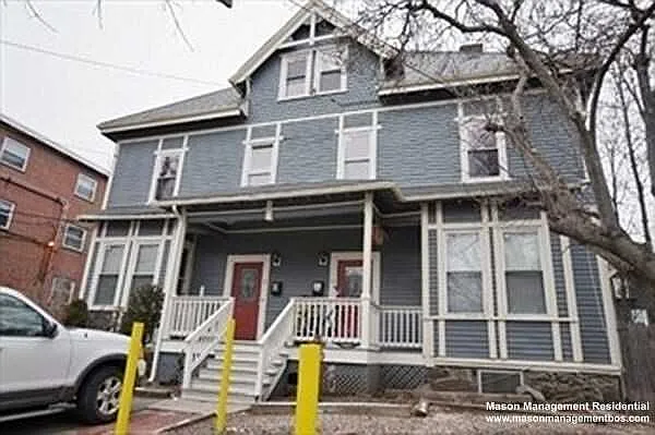 7 bed, $8,500 — Photo 1