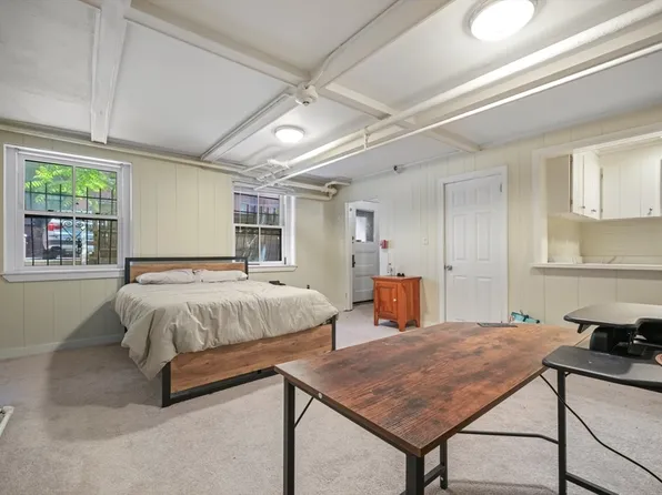 284 Marlborough St APT 2, Boston, MA 02116