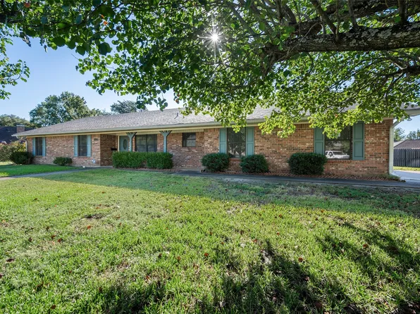 1509 Wade St, Corsicana, TX 75110