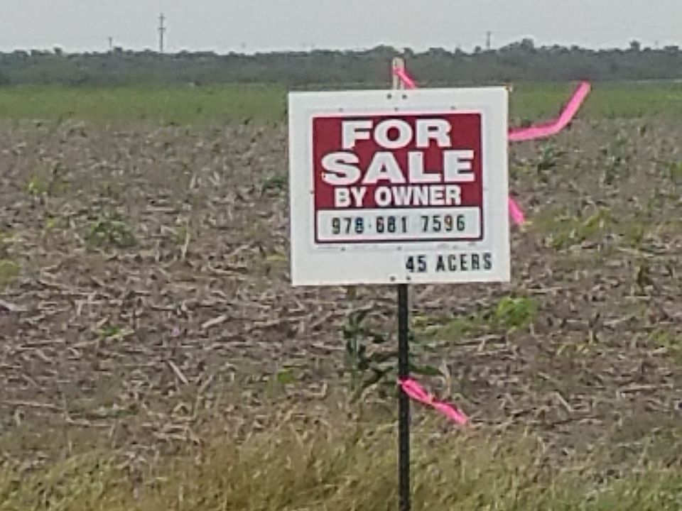 2nd image of 2427 Us 77 Bussiness