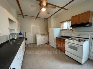 21 Brewster St, Rockland, ME 04841
