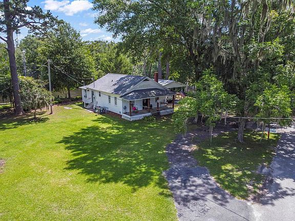 5th image of 150 Waccamaw Bend Rd.