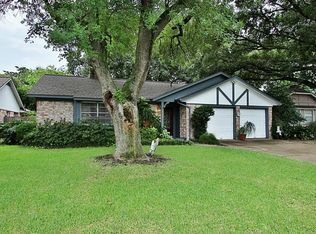 9615 Philmont Dr, Houston, TX 77080