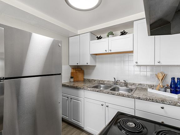 2nd image of 4249 76th Ave N #50129103b