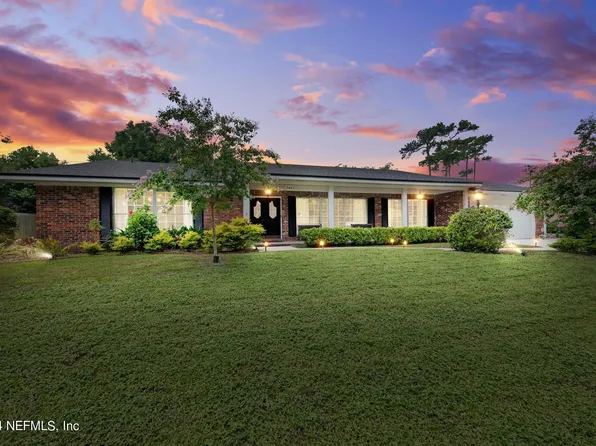 2462 CASTELLON Drive, Jacksonville, FL 32217