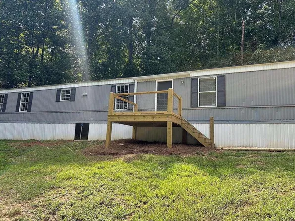 72 Garden Lake Dr, Carrollton, GA 30116