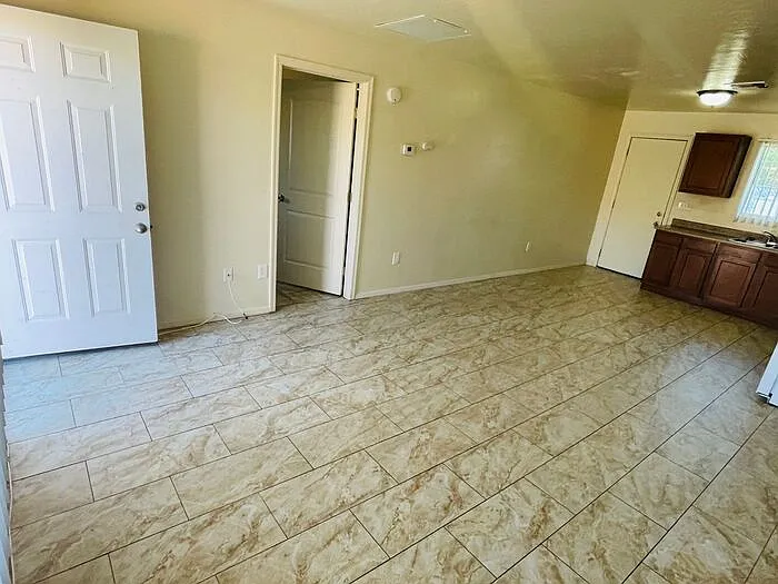 3521 N Flowing Wells Rd #3 — Photo 7