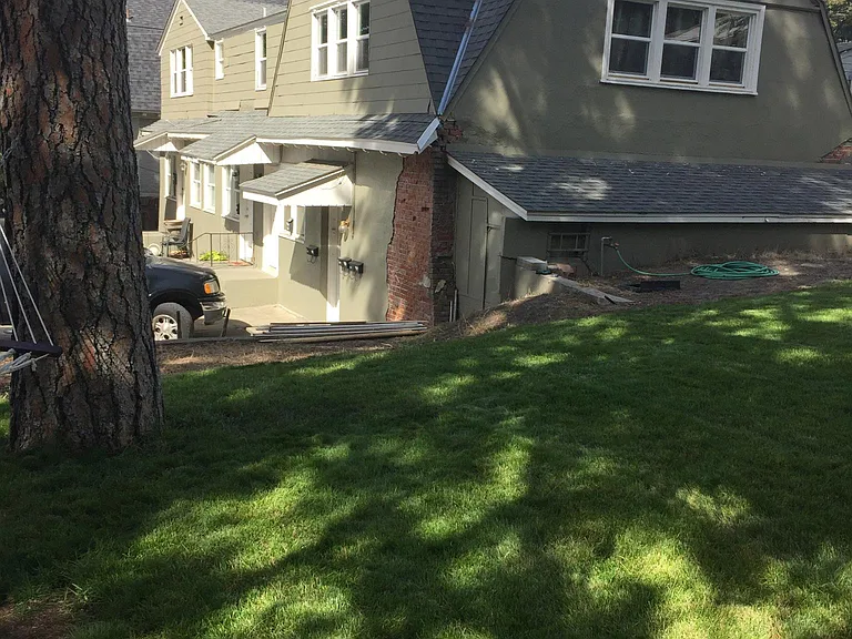 1314 W 9th Ave — Photo 1