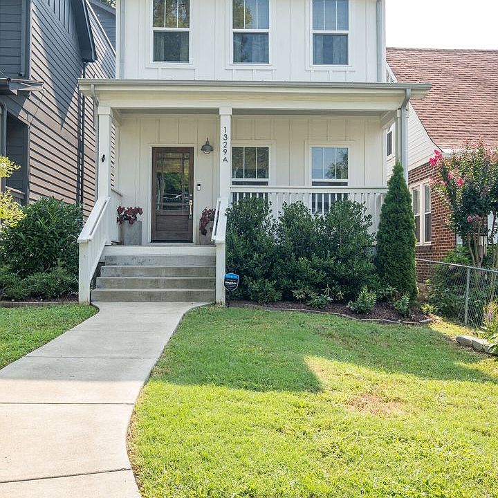1st image of 1329A Pennock Ave