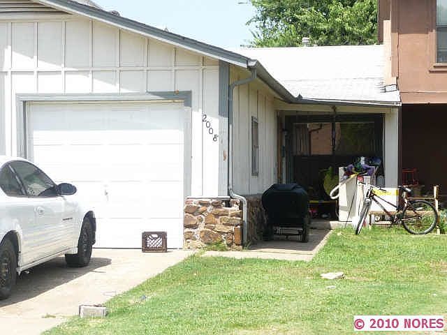 2nd image of 2008 S Phoenix Ave