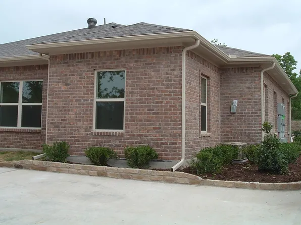 224 S Line St APT 101, Weatherford, TX 76086
