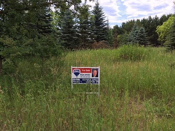 3rd image of 602 E River Dr