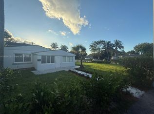 17690 NE 19th Ave, North Miami Beach, FL 33162