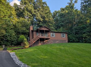 270 Parkside Rd, Linden, VA 22642