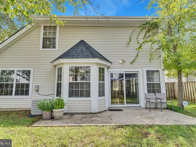 13920 Lord Fairfax Pl — Photo 26