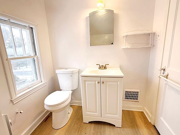 Second floor _ freshly updated full bathroom with bathtub and shower