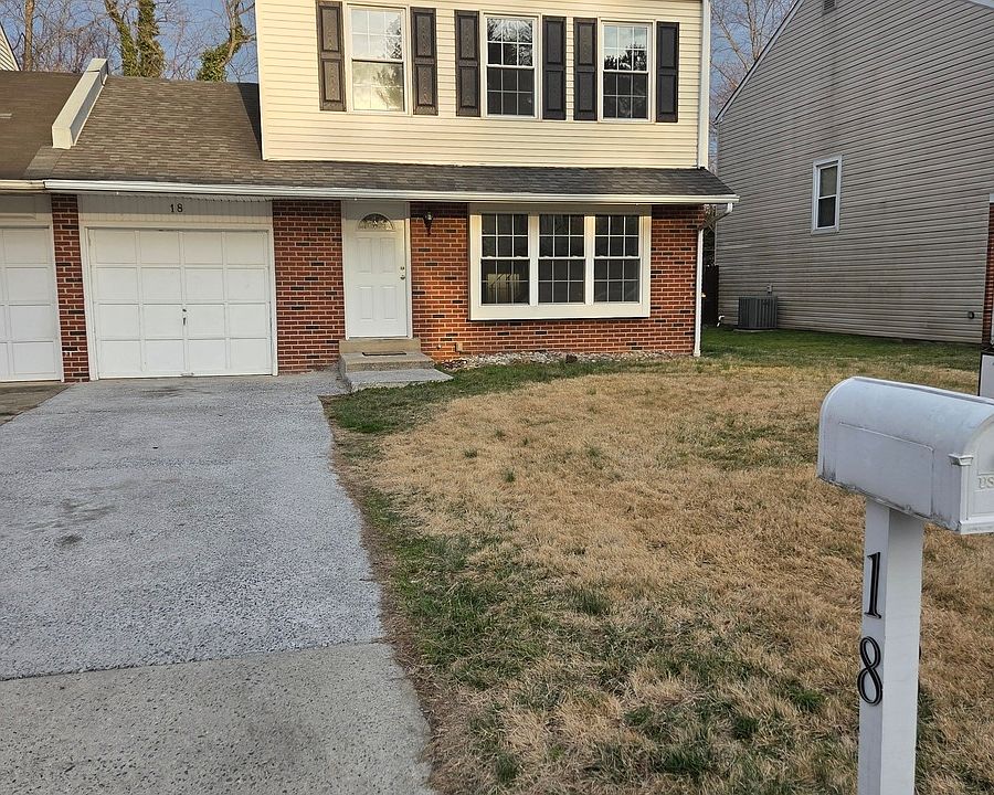 2nd image of 18 Clarion Ct