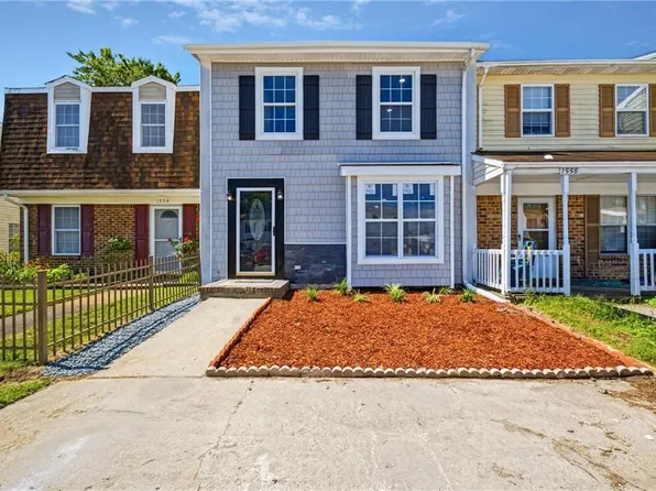 1556 Fairfax Dr, Virginia Beach, VA 23453