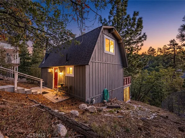 594 Villa Grove Ave, Big Bear City, CA 92314