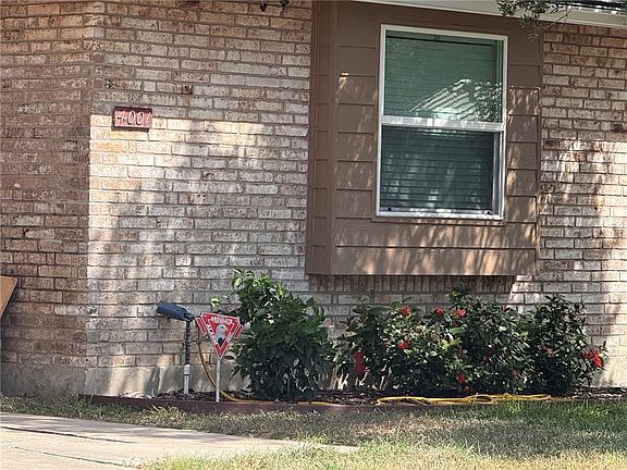 2nd image of 4001 Wagner Lee Dr