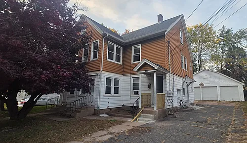 137 Birch St #139 Photo 1