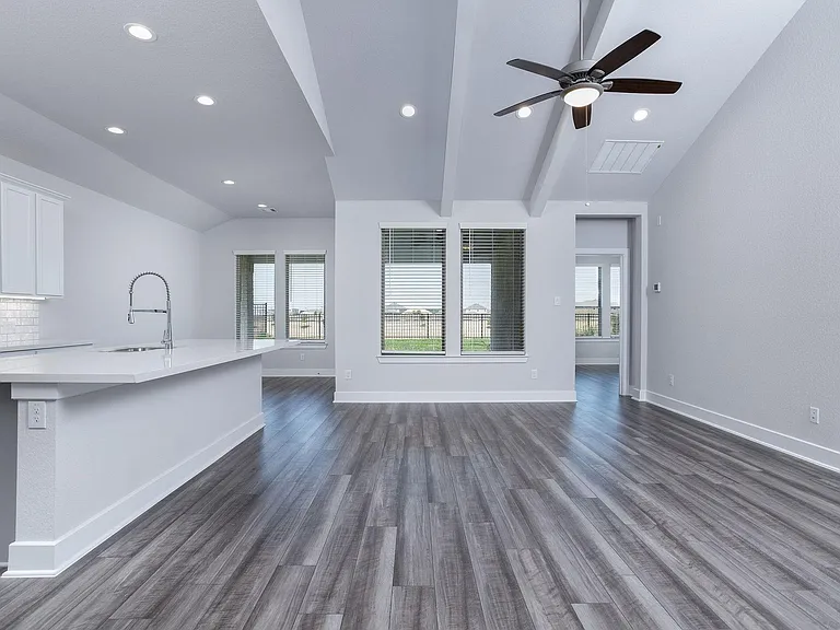 7603 Coral Lake Dr — Photo 7