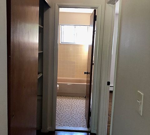5th image of 8 Amity St #1