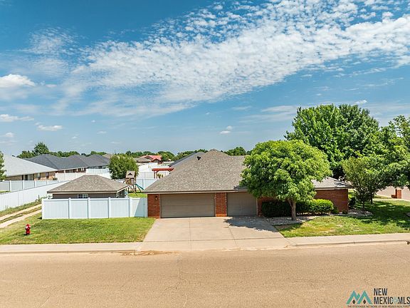 4th image of 2400 Northglen Dr