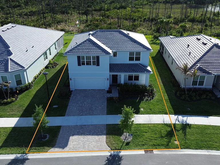4265 SW Cornerstone Way — Photo 31