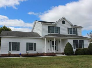 25 Curtis Dr, New Oxford, PA 17350