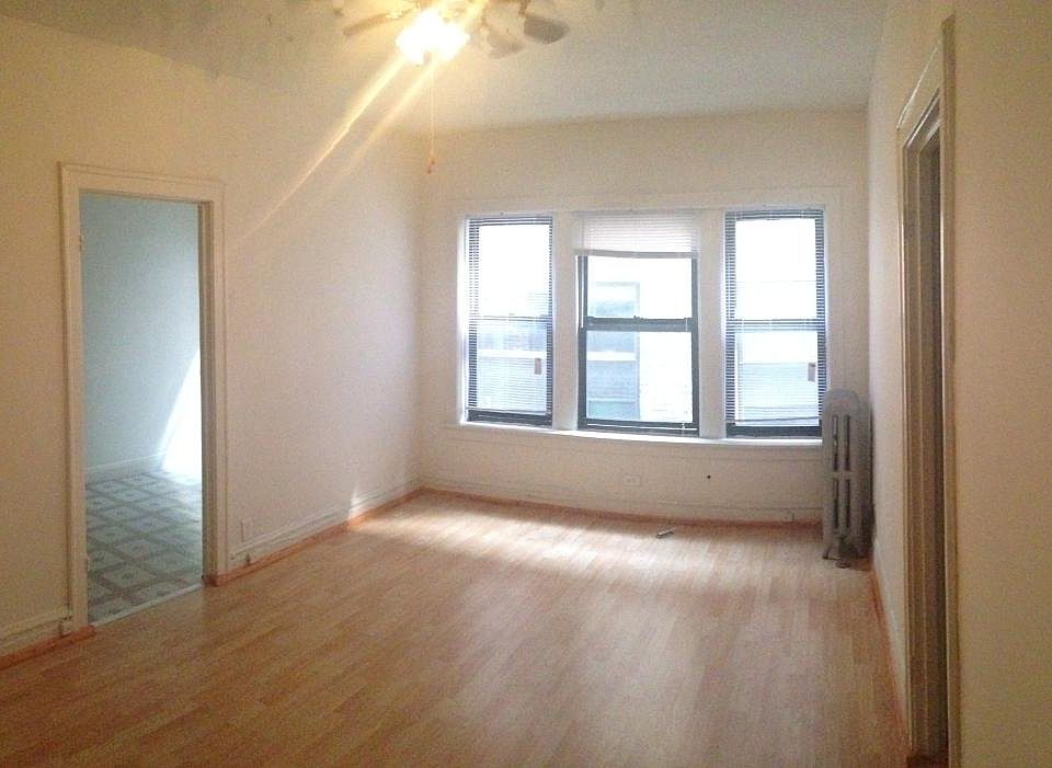 1st image of 5451 S Cornell Ave APT 310
