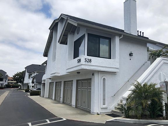 2nd image of 528 Via De La Valle Unit E