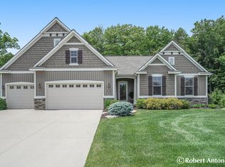 3164 Blairwood Ct, Jenison, MI 49428