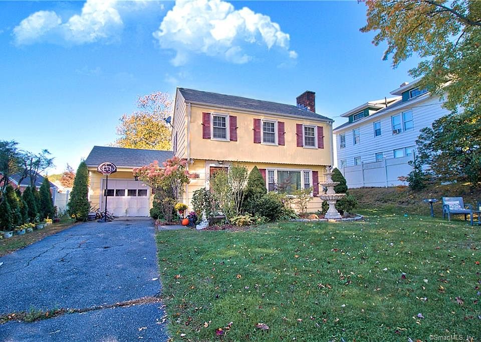 348 Chase Pkwy, Waterbury, CT 06708 Zillow