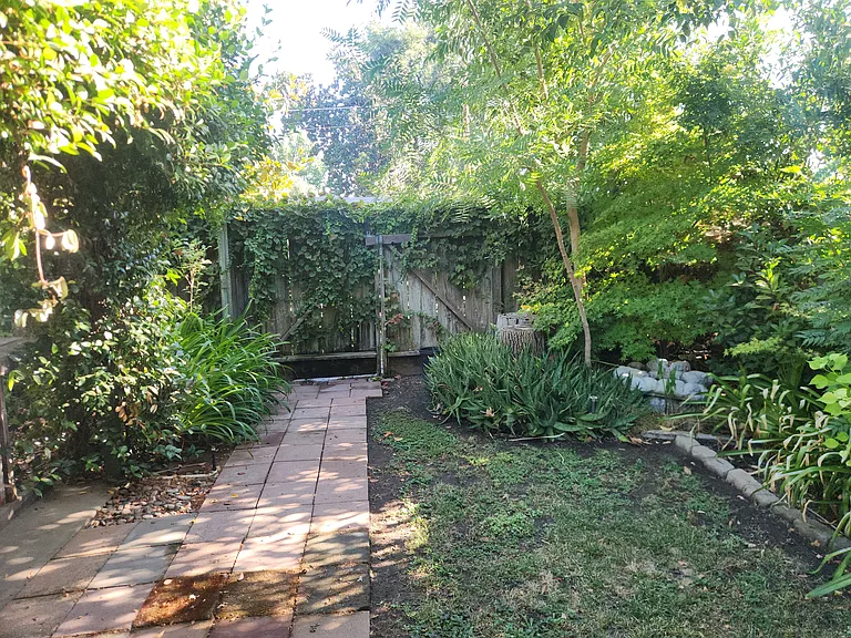 1231 W Raymon Ave #1231 — Photo 11