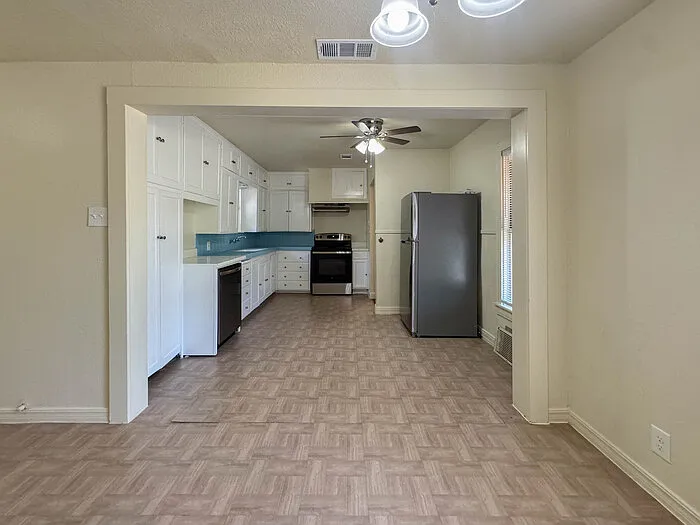 1916 Houston Pl — Photo 15