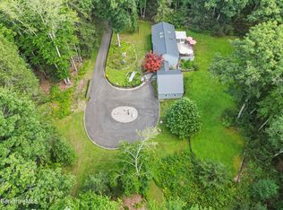 128 Rannapo Rd, Sheffield, MA 01257