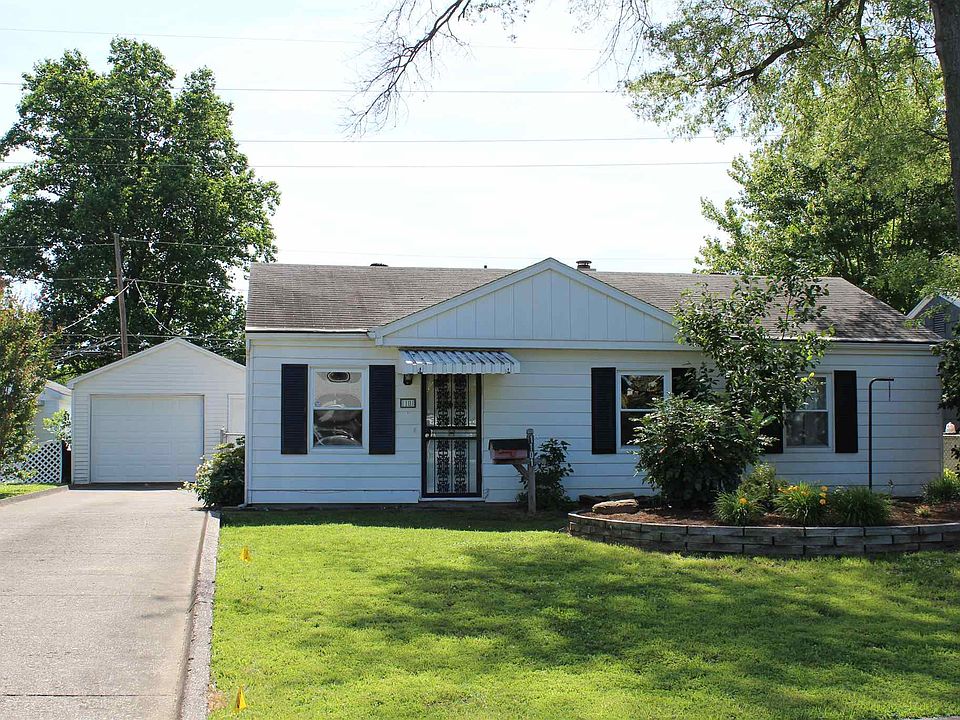 1st image of 1101 N Villa Dr