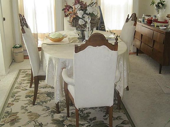 Formal Dining
